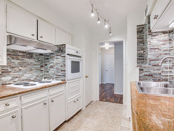 5th image of 3450 Asbury St