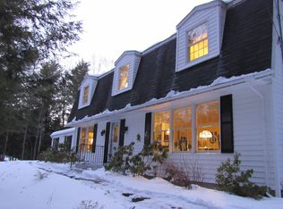 28 Point Rd, Belgrade, ME 04917