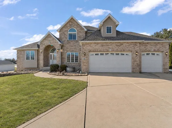 148 Timber Point Ct, Valparaiso, IN 46385