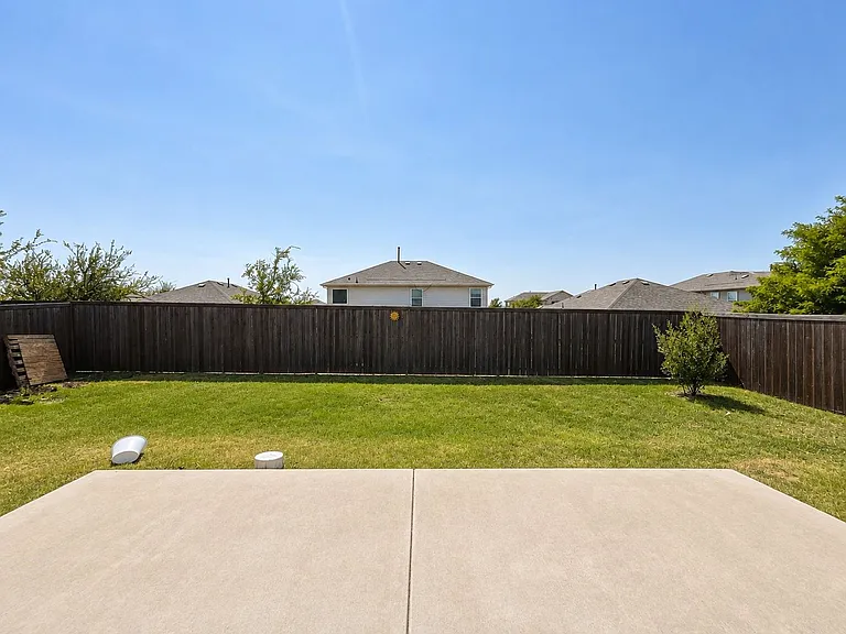 2605 Wesley Ave — Photo 24