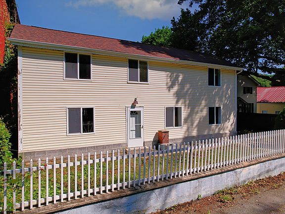 2nd image of 15523 Stationmaster Row NW