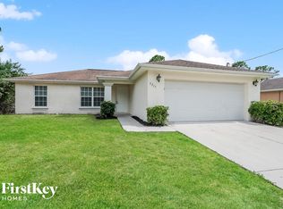 3215 37th St W, Lehigh Acres, FL 33971