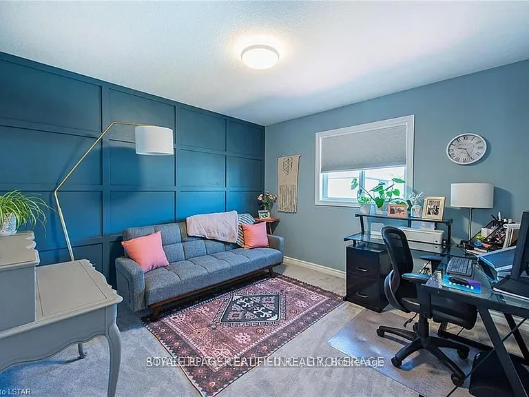 940 Reeves Ave — Photo 28