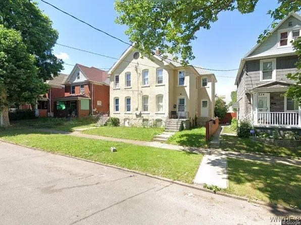 1632 Falls St, Niagara Falls, NY 14303