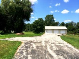 997 Riverview Dr, Little Suamico, WI 54141