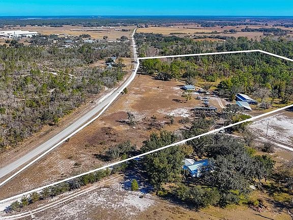 3rd image of 30352 Betts Rd