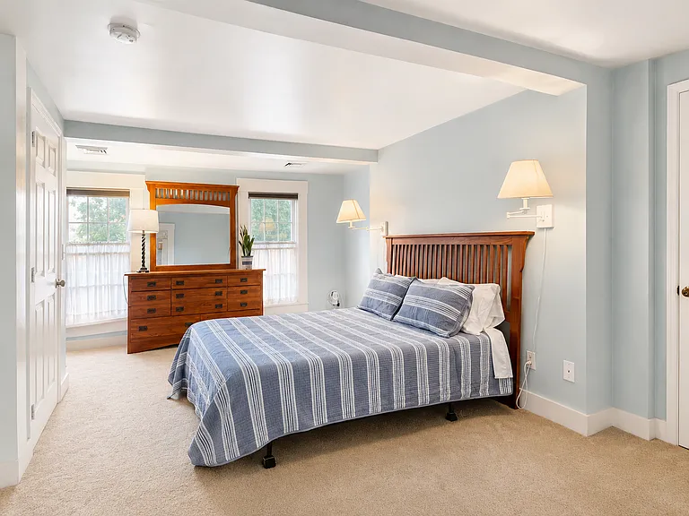 210 E Main St #2B — Photo 2