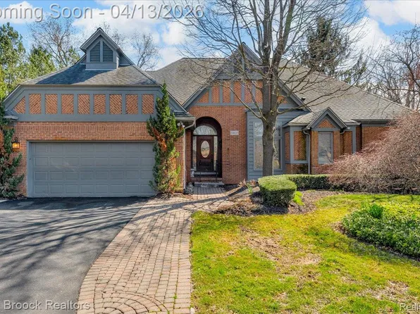 11633 Lorenz Way, Plymouth, MI 48170