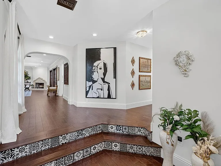2616 Acacia Ct — Photo 8