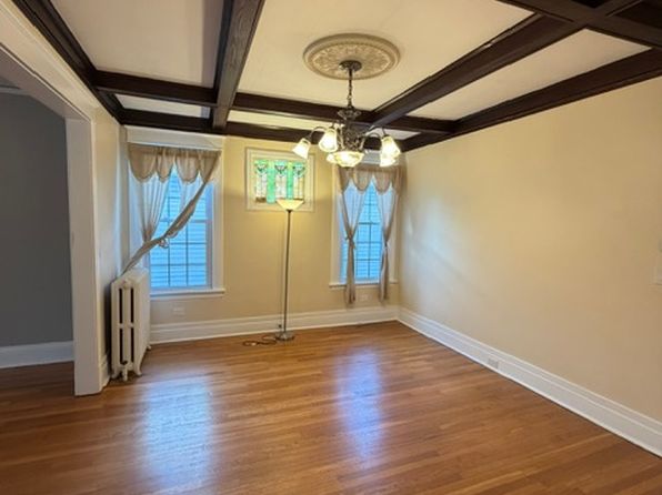 122 Homestead Ave #2