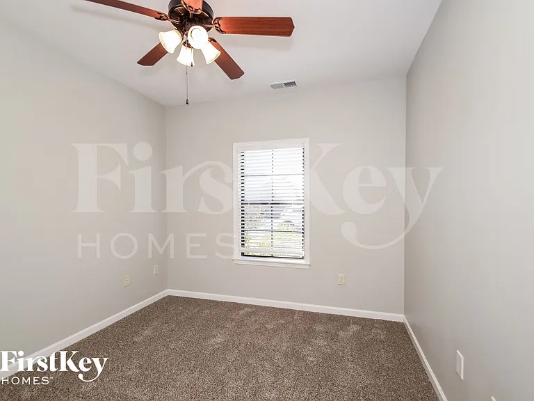 5573 Timber Leaf Trl — Photo 12