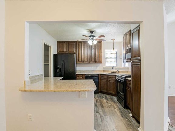 5th image of 163 Mirabelle Cir