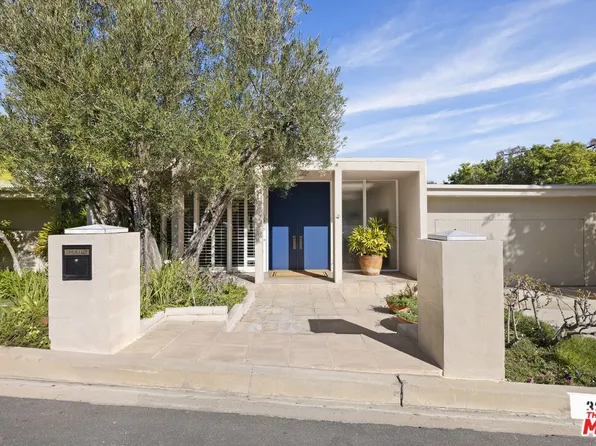 3300 Red Rose Dr, Encino, CA 91436