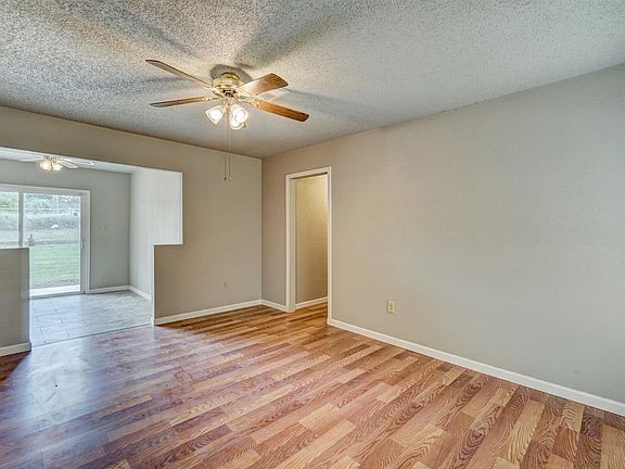 4th image of 2413 NW 35th St
