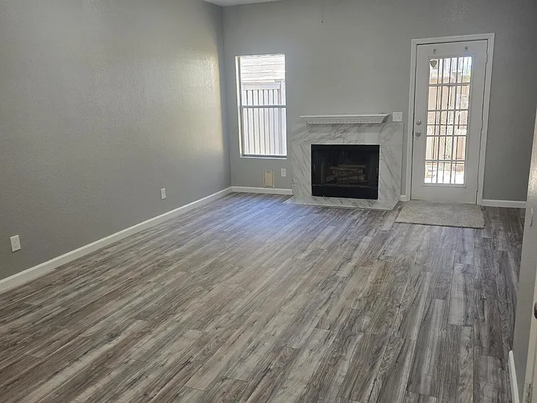 18838 N 34th Dr #6 — Photo 2