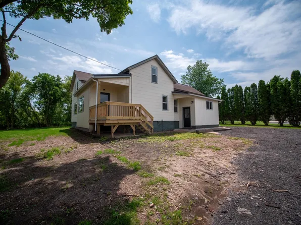 243 Old Knapp Rd, Oshkosh, WI 54902