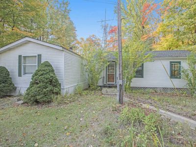 17924 M 140, South Haven, MI, 49090