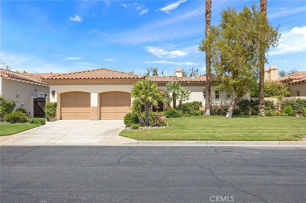 3 bed, 3.5 bath, 2762 sqft, $9,000 — Photo 1