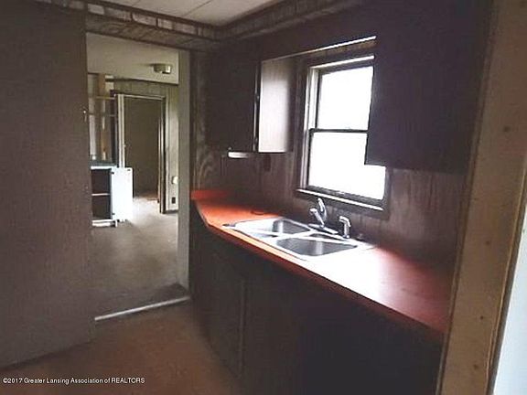 3rd image of 2331 West Blvd