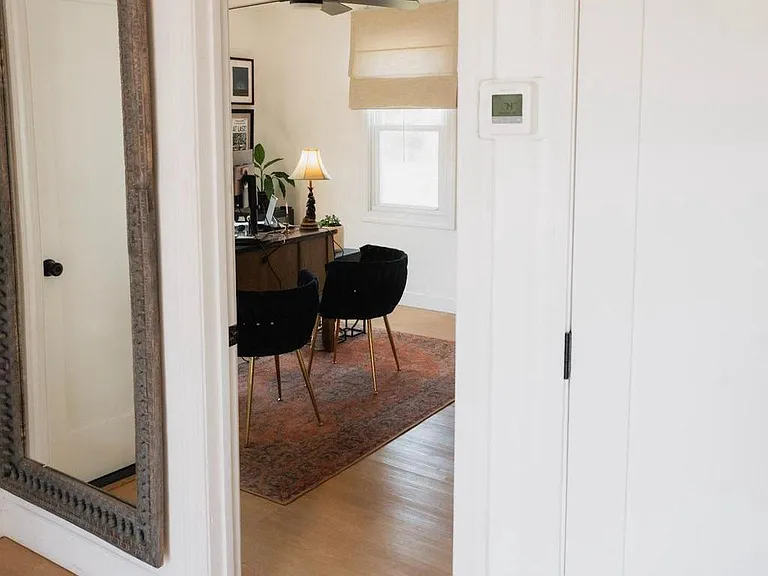 70 Sartori Ave — Photo 47