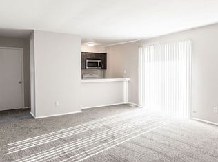 2702 Townway Rd #B19, Danville, IL 61832