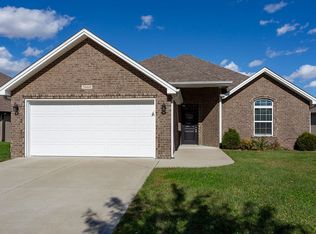 5660 Victory Dr, Columbus, IN 47203