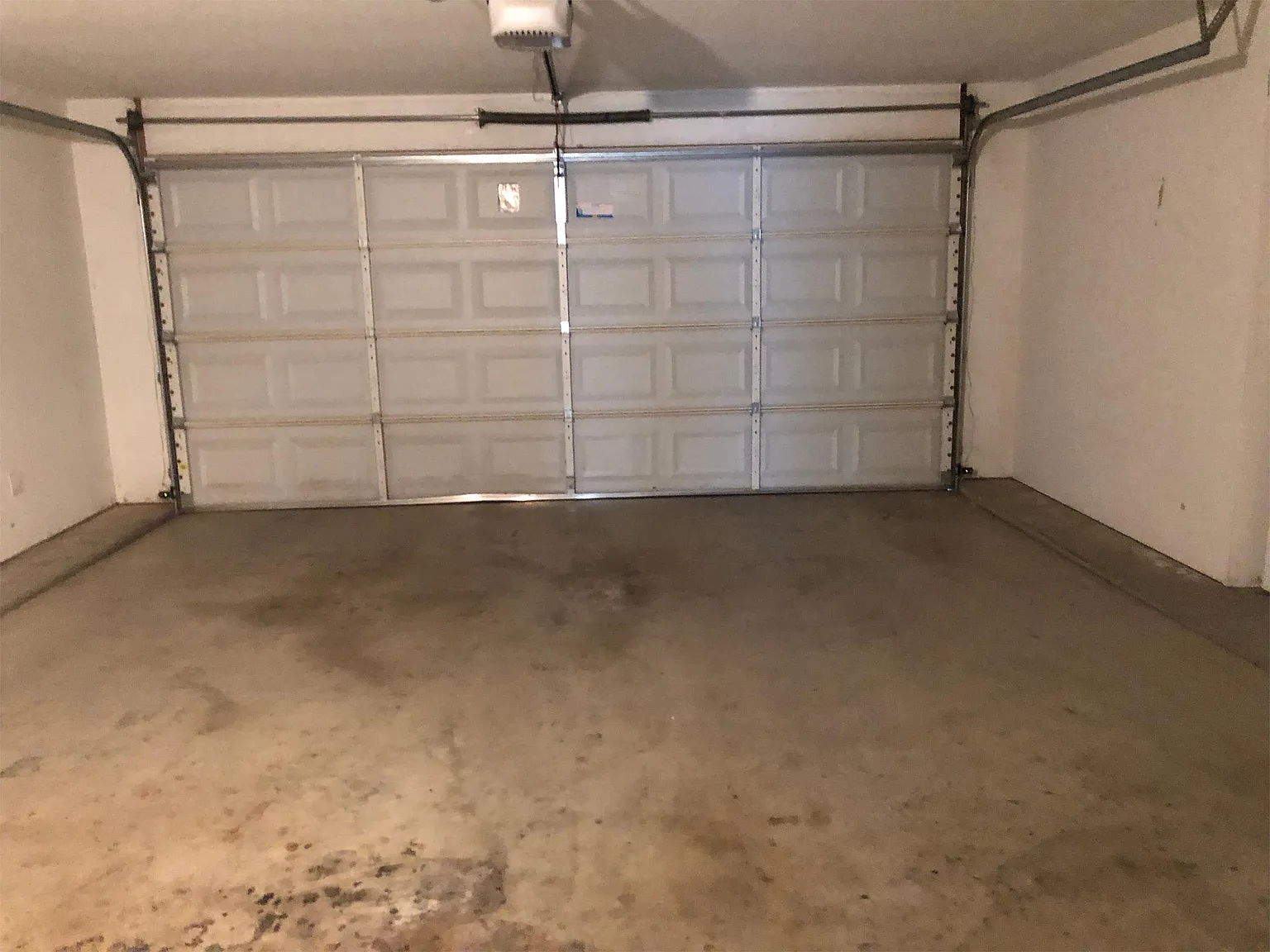 8706 Lyn River Ct - D — Photo 3