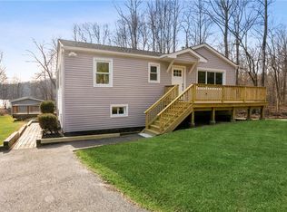 7 Lower Lake Rd, Mahopac, NY 10541