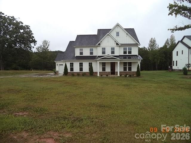 1st image of 8722 Sherrills Ford Rd