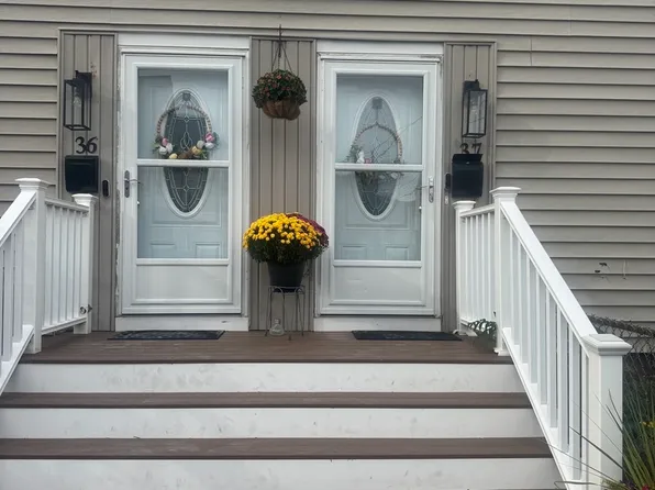 36 Clement St #36, Malden, MA 02148