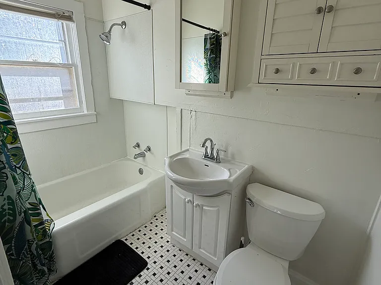 704 Boland St — Photo 9