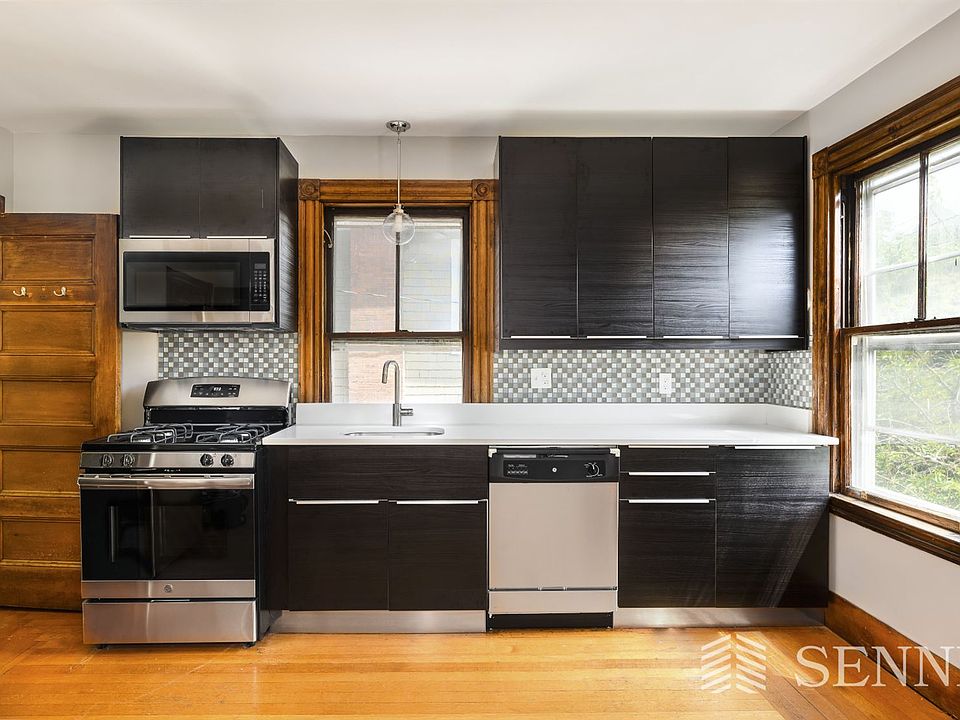 3 Monmouth St. #4 Somerville Unit Photo 3