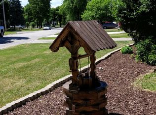 707 E Chelsea Cir, Davison, MI 48423