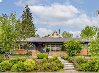 3410 NE Glisan St, Portland, OR 97232
