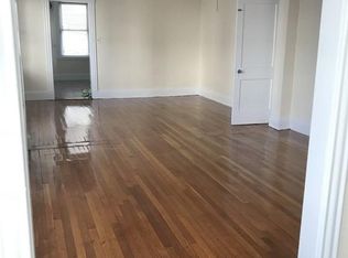 24 Hanover Cir #1, Lynn, MA 01902