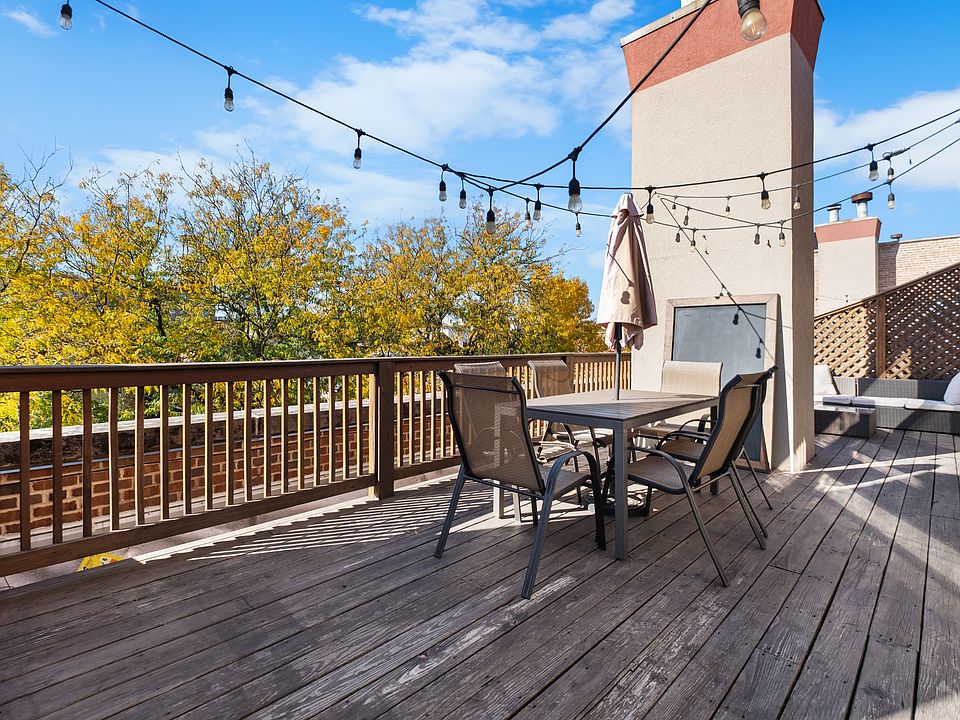 PRIVATE TERRACE!