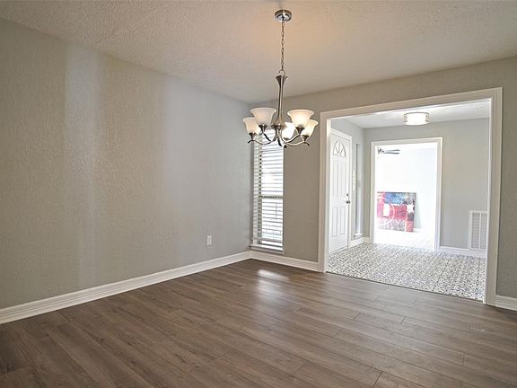 5th image of 401 Brandywyne Dr