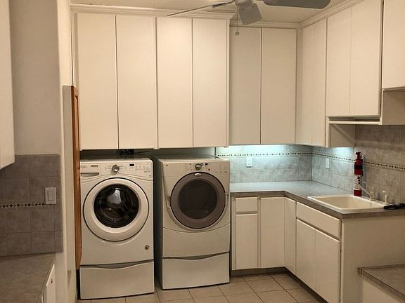 4th image of 639 N Riverpoint Blvd #W7