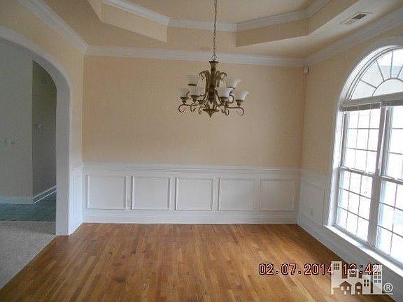 5th image of 1009 Bradbury Ct