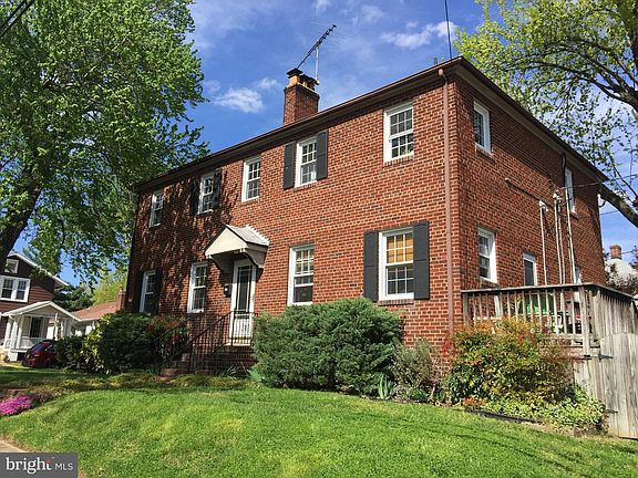 2nd image of 407-407 Little St