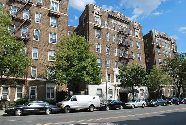 Sold by Calabrese Real Estate | media 30