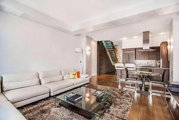 Rented by Compass | media 10