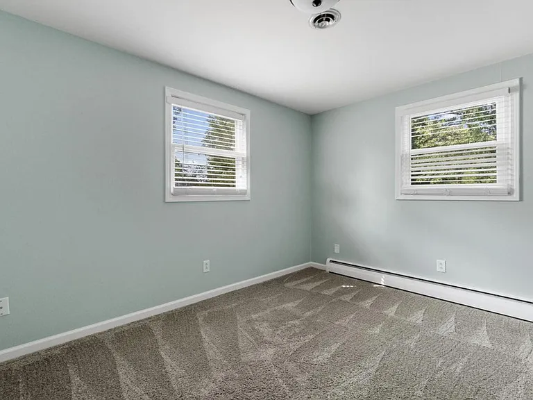 2930 Old Orchard Rd — Photo 15