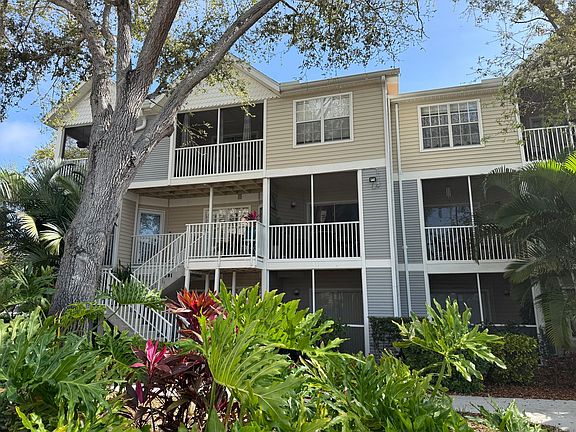 2nd image of 850 S Tamiami Trl APT 835