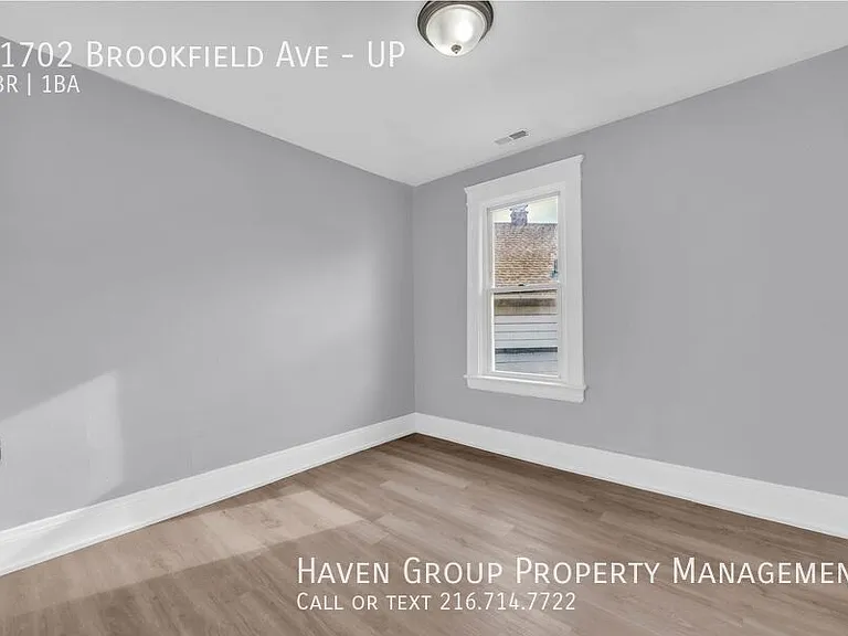 11702 Brookfield Ave #UP — Photo 11