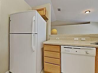 4th image of 1105 Murat Pl Unit 34759-1