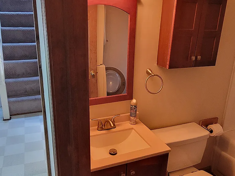 530 Caroline St — Photo 6