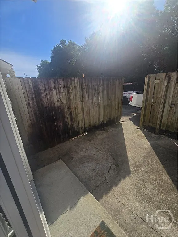 2 bed, 1.5 bath, 1240 sqft, $1,500 — Photo 3