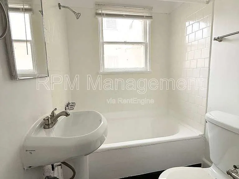 849 S Kenmore Ave #28 — Photo 7