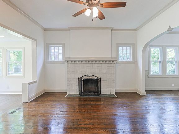 4th image of 336 Parkovash Ave